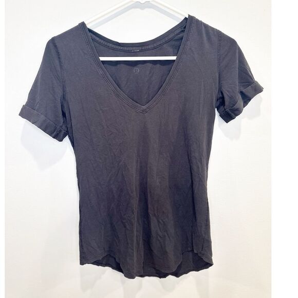 Lululemon love v-neck t shirt black size 2 - Picture 3 of 5